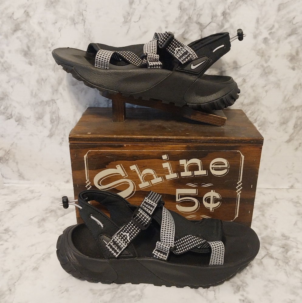 Pre-owned Nike Oneonta Trail Sandals